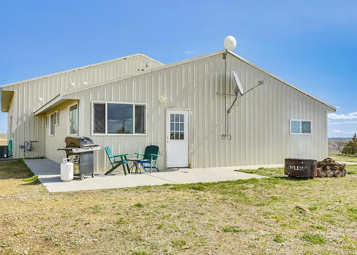 2 Mi To Dtwn Buffalo: Mtn-view Retreat W/ Patio! Appartement